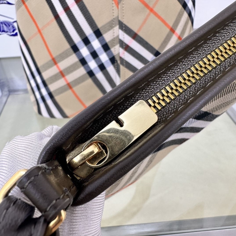 Bv*b*rry hobo bags